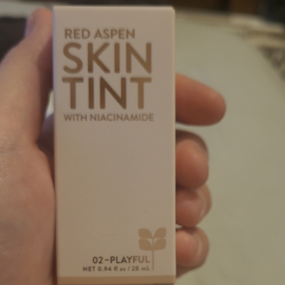Red Aspen Skin Tint with Niacinamide